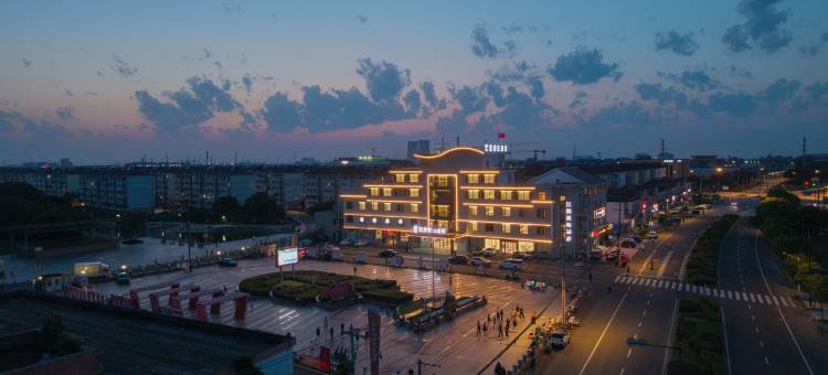 艺龙安云酒店(江阴璜土镇石庄客运站店)图片