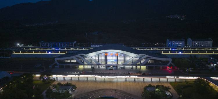 杭州桐庐站桔子水晶酒店图片