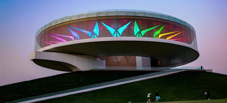 郑州龙湖金融岛美仑酒店图片