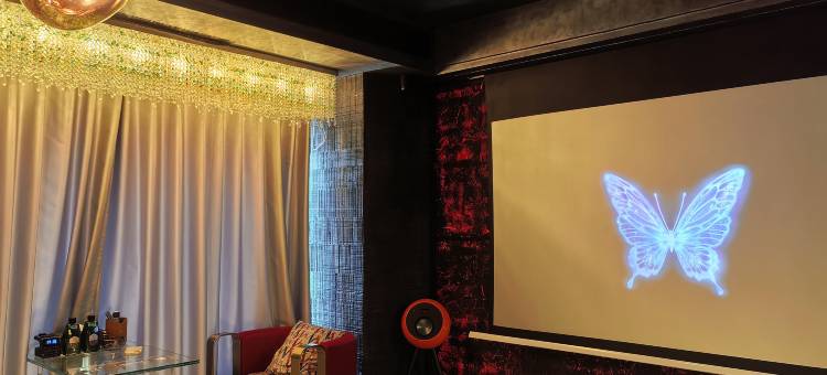 X2定制酒店(乐山高铁站世豪广场店)图片