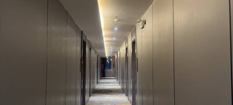 凯帆达四季酒店(雷州汽车总站店)图片