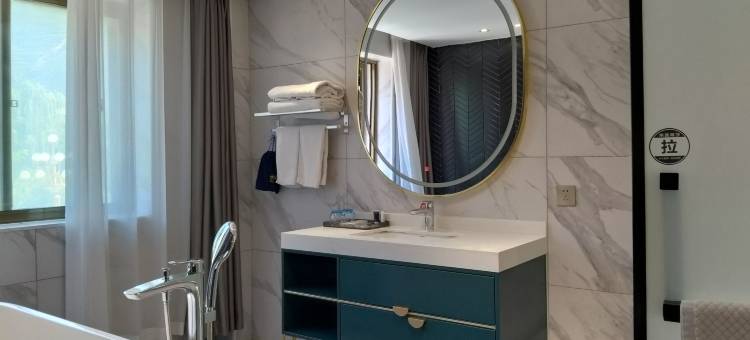 舟曲文旅康养酒店图片