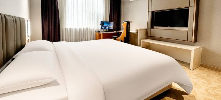 亚信电竞酒店(荆门中天街步行街店)图片