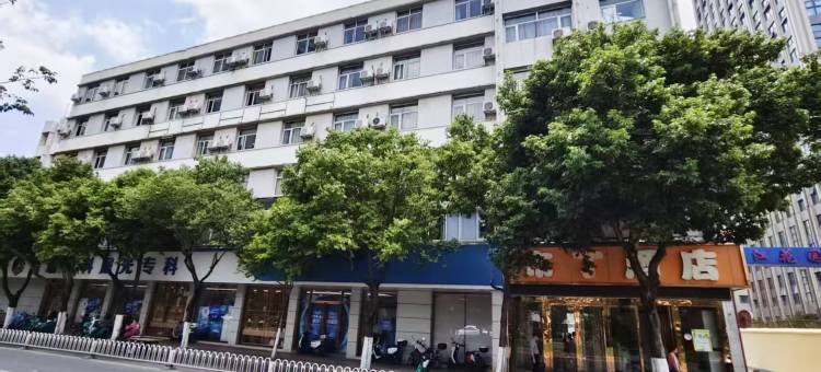 布丁酒店(昆明龙泉路圆通山小菜园地铁站店)图片