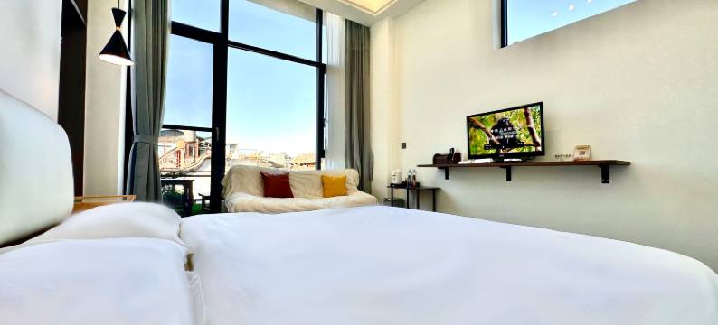 北爱沈冰府民宿(和顺古镇店)图片