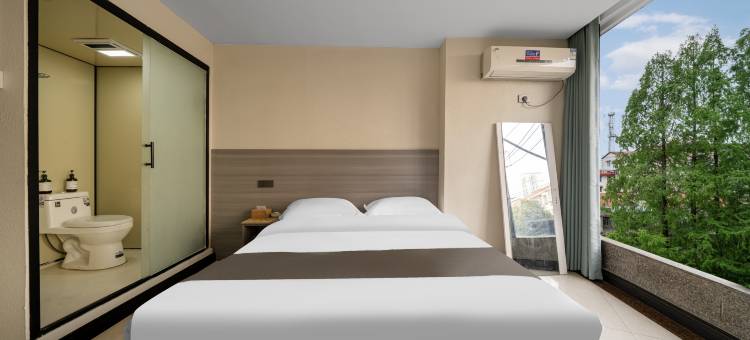 安啦民潮酒店(咸宁沃尔玛店)图片