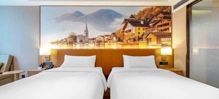 维也纳酒店(连云港东海步行街高铁站店)图片