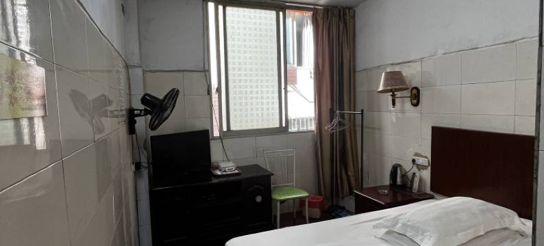 金宝旅馆(梧州太阳广场店)图片