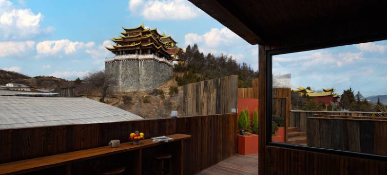 赞言丨月映梵居・ZENITH・静奢智能供氧暖居(独克宗古城大佛寺店)图片