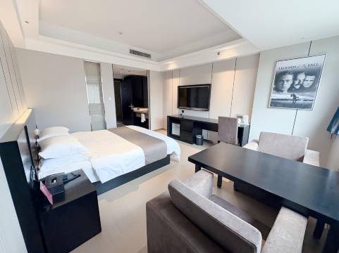 合肥八点伴酒店(淮河路步行街三孝口地铁站店)