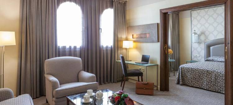 马西亚阿尔法罗斯酒店(Hotel Macià Alfaros)图片