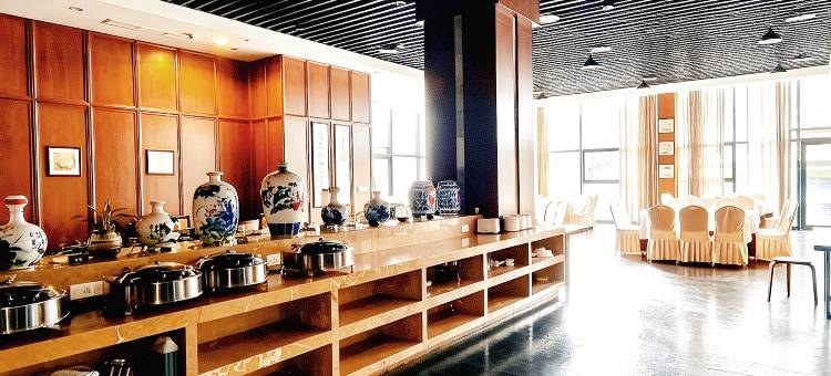 蚂蚁·光年电竞酒店(重庆江北国际机场华辰财富广场店)图片