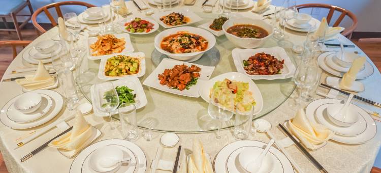 多依河浪哨文化旅游度假区图片