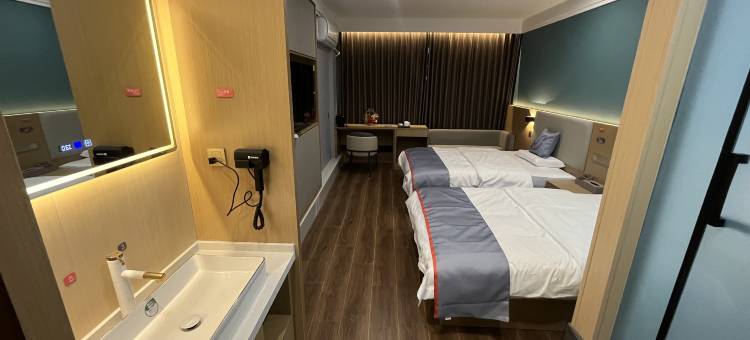 骏怡连锁酒店(滨海育才高中店)图片