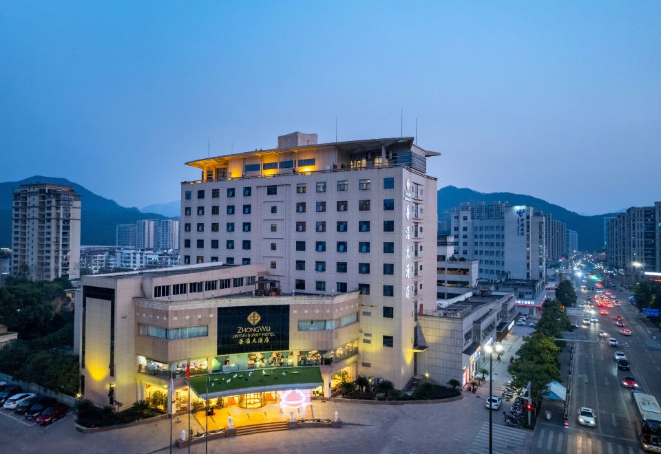 Zhongwei Sunny HotelHotel Overview