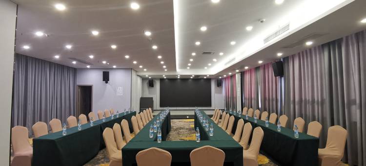 卡尔文酒店(广州白云站齐富路店)图片