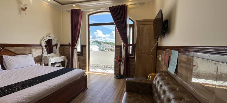 Capital O 1198 Dinh Loan Hotel图片