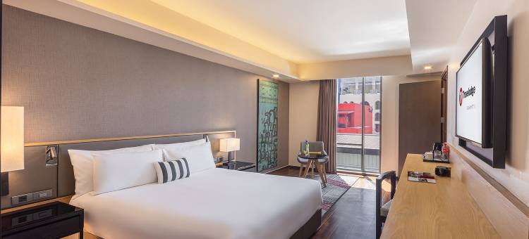 曼谷素坤逸 11 巷彩鸿酒店(Travelodge Sukhumvit 11)图片