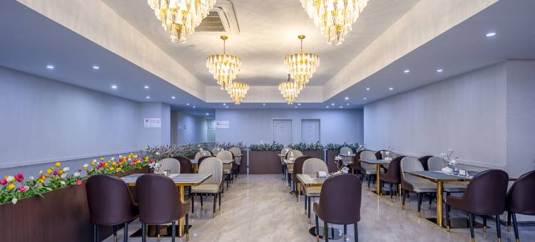 艺龙安云酒店(万绿园友谊阳光城店)图片