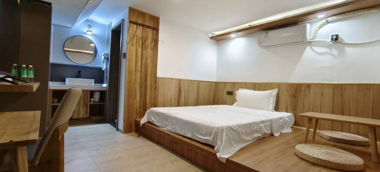 初见·清风挽心秘境休闲民宿(敏捷广场店)图片