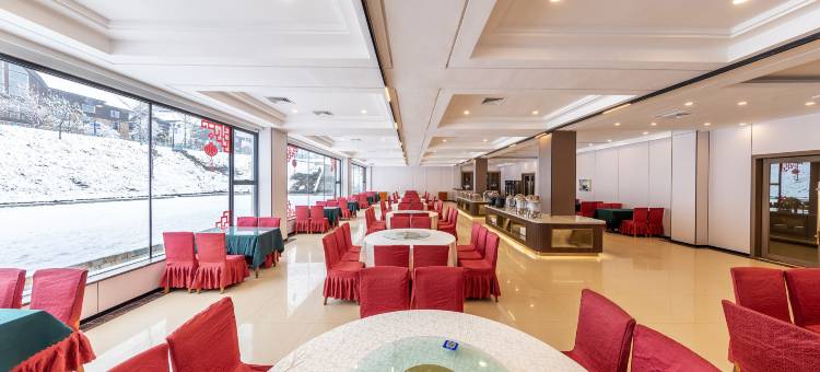 西岭雪山枫叶酒店图片