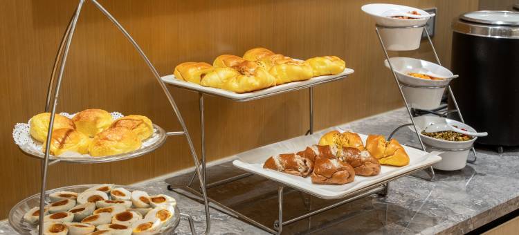 柏槿酒店(广州东站龙口西地铁站店)图片