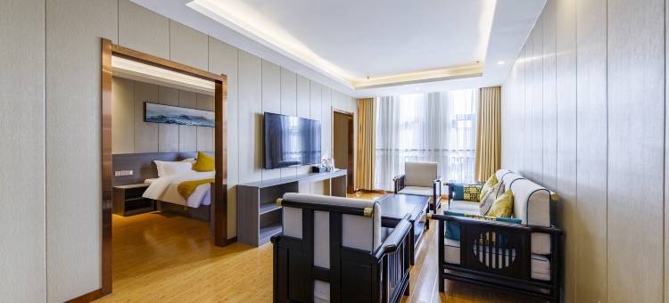 西湖假日酒店(洛阳新安县职教中心店)图片