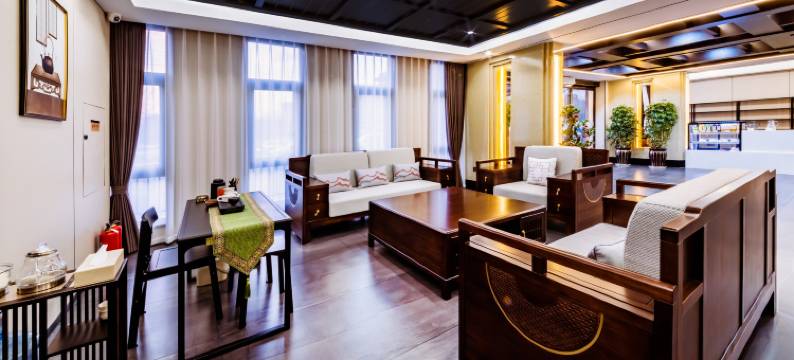 鹿小鹿PLUS酒店(宝龙城市广场店)图片