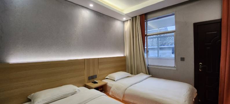 边城国际青年旅舍(凤凰古城店)图片