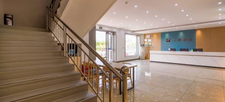 如家华驿精选酒店(额济纳旗胡杨林景区店)图片