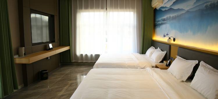 有涧酒店(中国漠河美食一条街店)图片