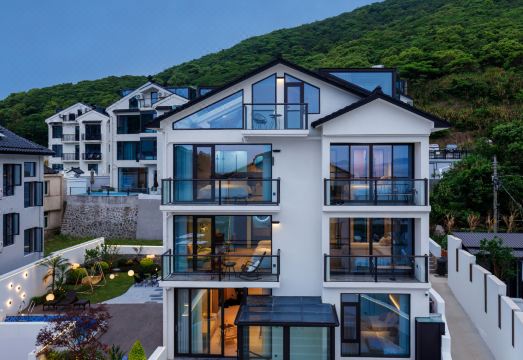 Beichaoju · Frontline Seaview | Pool Designer Homestay (Zhujiajian Xiaowushitang Branch) Hotel Overview