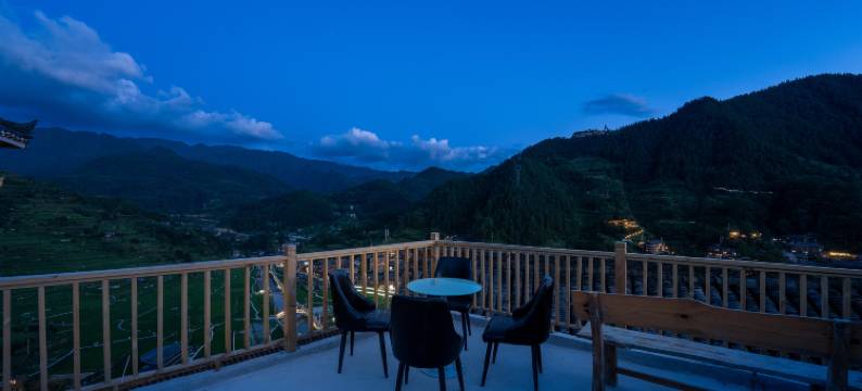 交友观景民宿(西江千户苗寨东引观景台店)图片