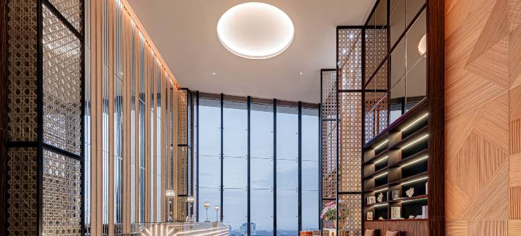 泗水斯帕齐奥威兹豪华酒店(Whiz Luxe Hotel Spazio Surabaya)图片