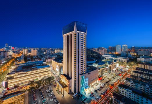 瑞莱克斯大酒店（金华市政府世贸城市广场店）外景图