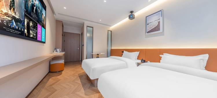 智遇酒店(镇雄街心花园店)图片