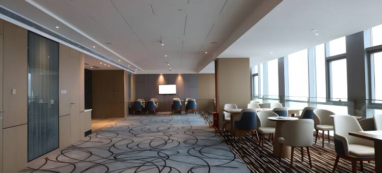 乐东集成幸福精品酒店(黄流车站店)图片