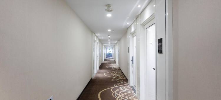 岸希酒店(石家庄中储广场市庄地铁站店)图片