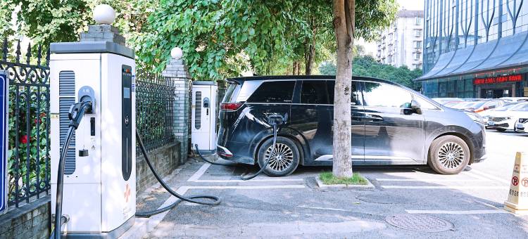 宜尚酒店(南宁朝阳广场民族广场地铁站店)图片