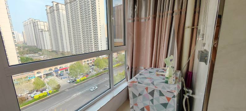 明亮的女生青旅(石家庄市第四医院谈固地铁站店)图片