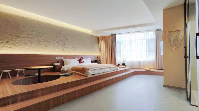 梧桉事罗民宿(张公桥美食街店)