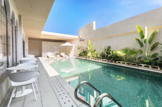 云朵蘭锦鲤花园泳池酒店(西双版纳景洪勐泐大佛寺店)图片