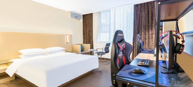 摩戏电竞酒店(广西贵港国际生活港高铁站店)图片