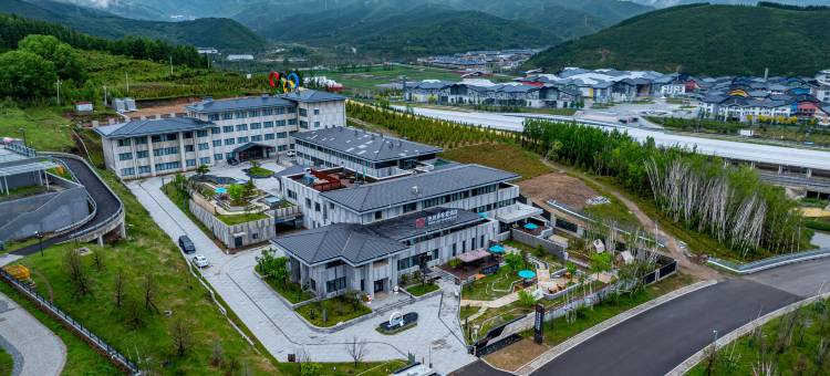 崇礼中侨泰合宫酒店图片