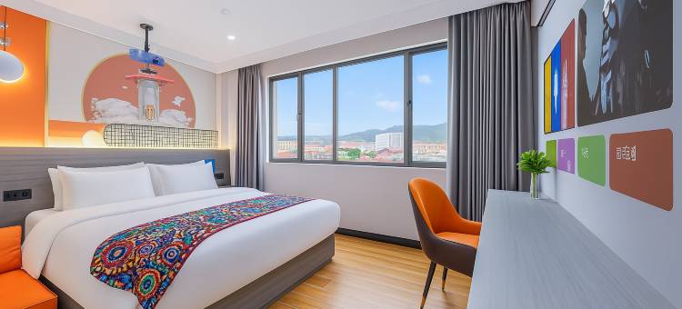 滨江假日智能酒店(吉安火车站贸易广场店)图片