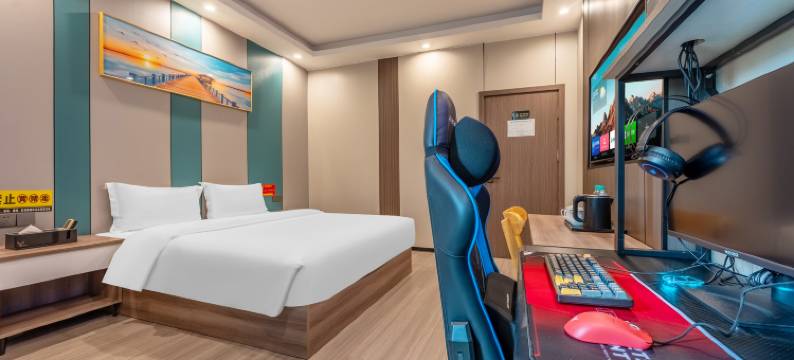 竞悦电竞酒店(信丰西河北路店)图片