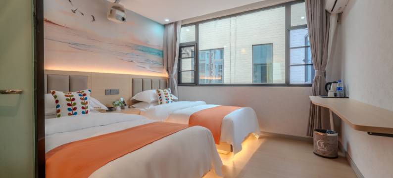 君怡酒店(昆明火车站双桥夜市风情店)图片