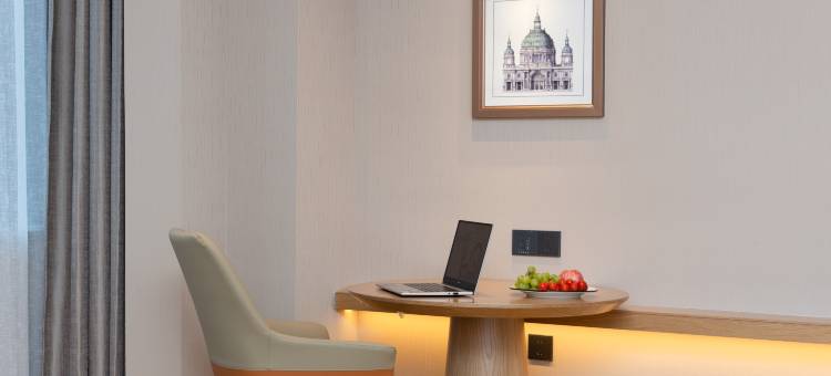 维也纳酒店(平顶山卫东区万达广场店)图片