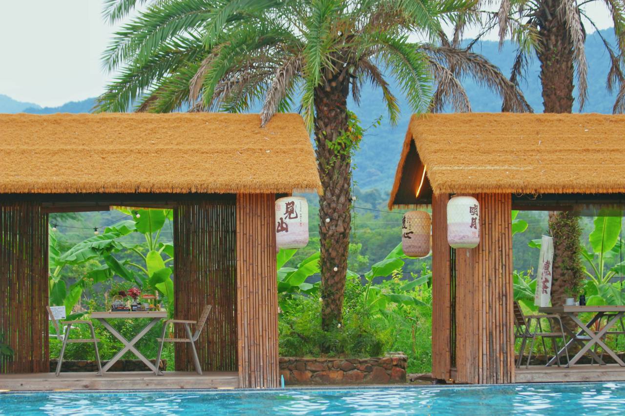 明月禾间野奢溯溪汤泉民宿图片