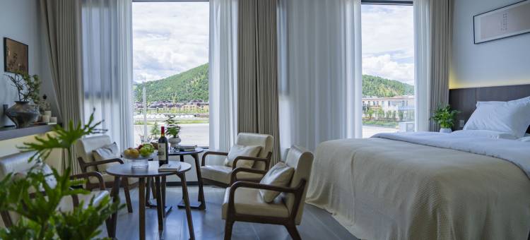 欢途・云泊・Cloud Haven・月光城畔恒压供氧度假美宿(独克宗古城店)图片